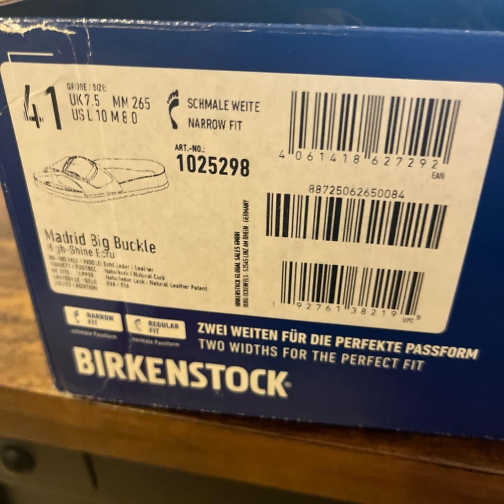 Birkenstock Cream Slide Sandals with Gold Buckle - Picture 5 of 9